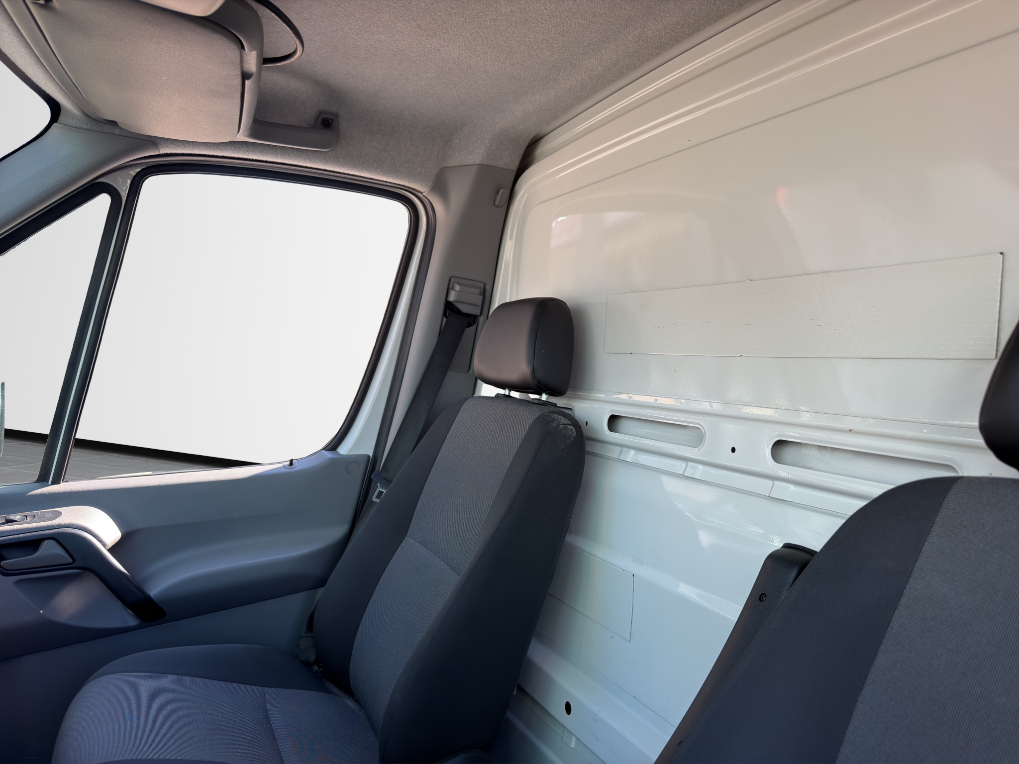 Volkswagen Crafter 35 2.0 TDI Κόφα με Υδραυλική Πόρτα Diesel 2015 - 17